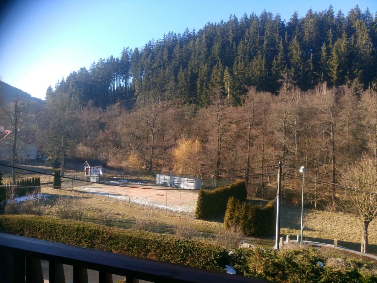 Penzion Havaj Karlovy Vary Esterno foto
